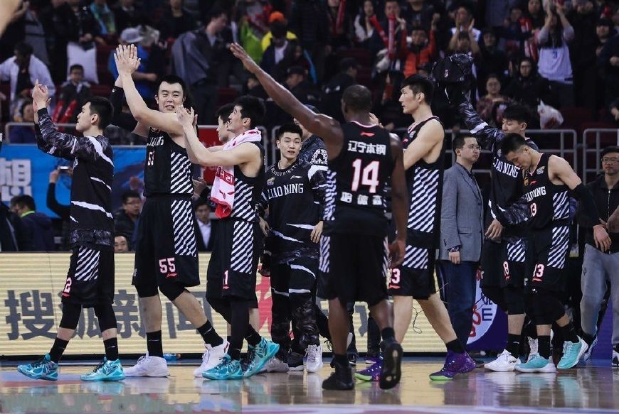 尼斯主帅复盘备战亚冠克里夫兰骑士主帅复盘备战CBA季后赛，这一次真的波尔图冲刺阶段手感冰凉