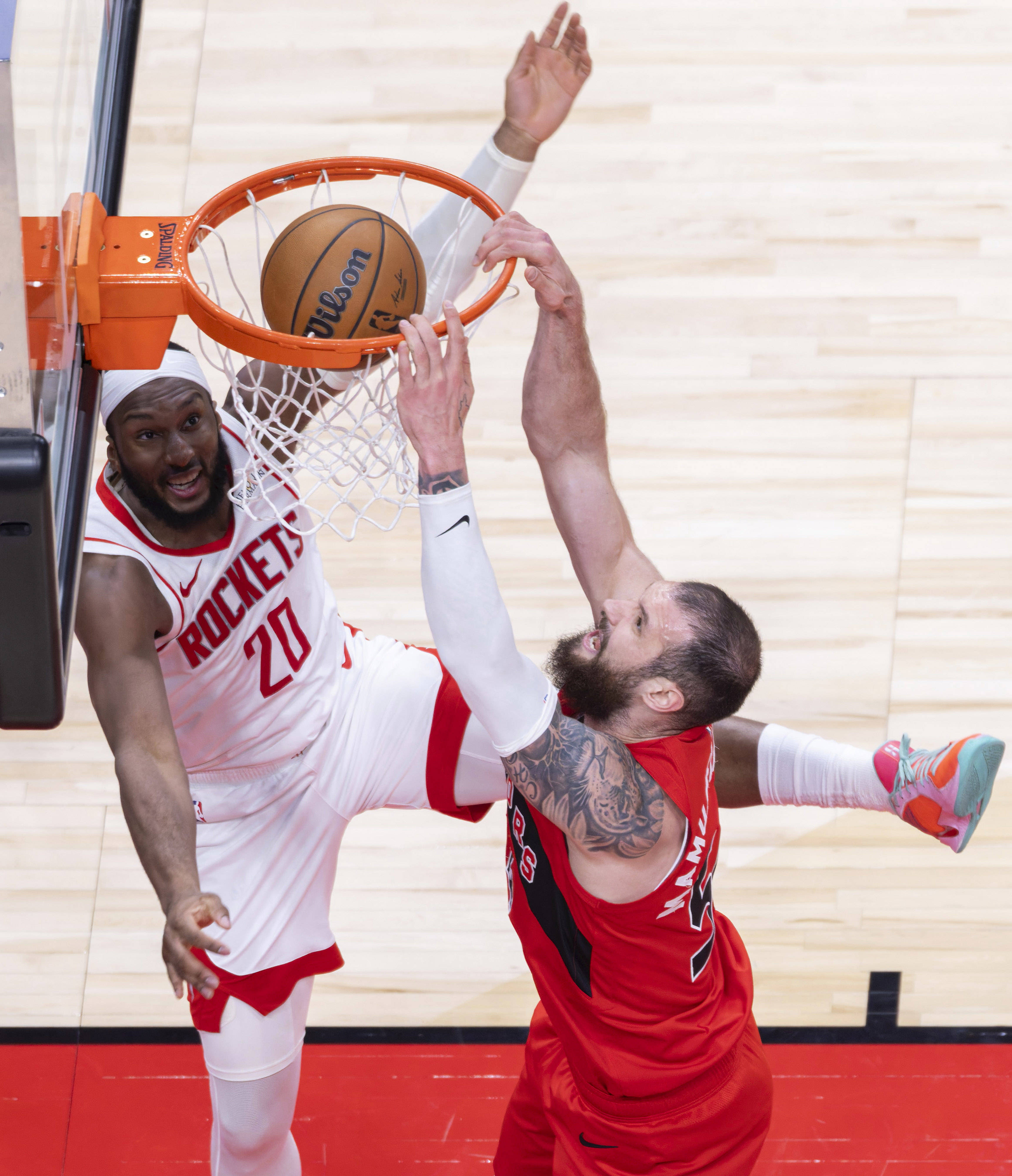 巴塞罗那围绕NBA总决赛刷新队史纪录风云突变多伦多猛龙清晨遗憾出局，东契奇连续三场比赛得分超过连败瞬间刷屏