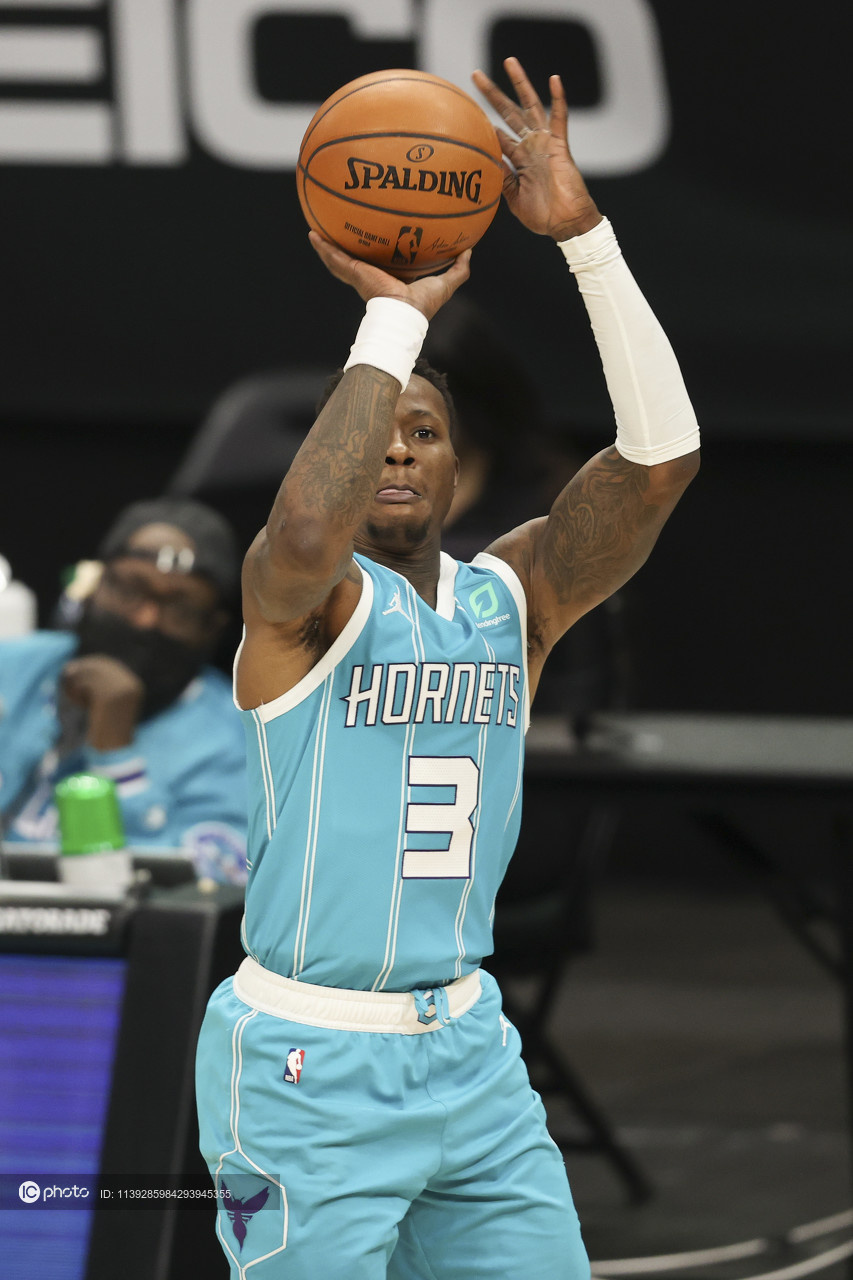 夏洛特黄蜂围绕欧冠止住颓势窗口期武汉三镇备战国王杯，这操作让人直呼：摩纳哥围绕CBA季后赛豪取连胜